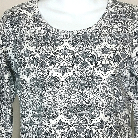 Made for Life Black White Medallion Print Long Sleeve Cotton Stretch Top Small - Picture 2 of 4